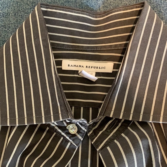 Banana republic men’s long sleeve dress shirt - Picture 2 of 3